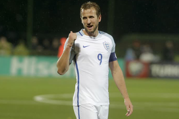 Manchester City Menajeri Pep Guardiola, Premier Lig'de şampiyonluk yarışı veren takımları sıralarken Tottenham'dan "Harry Kane" takımı olarak bahsetmişti. 
