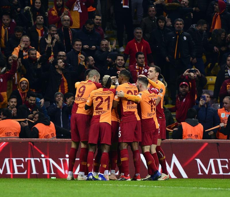 Galatasaray'da gözler Devler Ligi'nde!