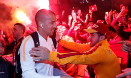 Galatasaray'a çılgın karşılama