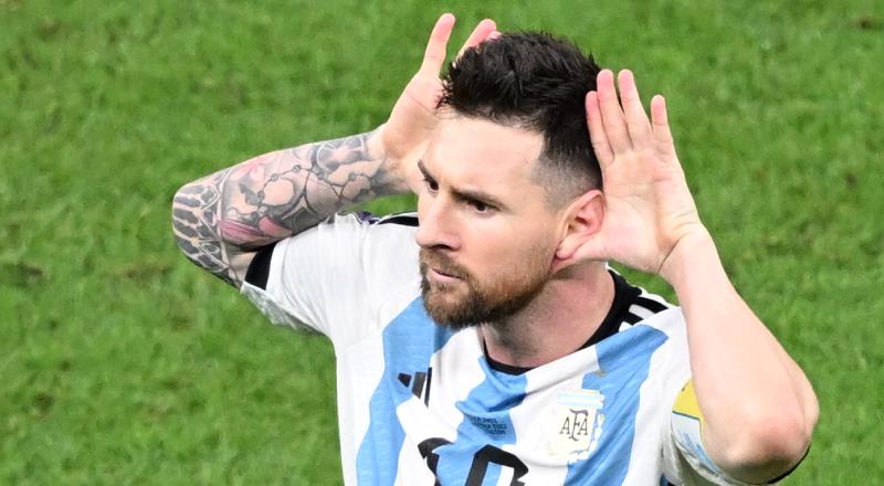 Arjantin, Hollanda'yı geçerek 2022 Dünya Kupası'nda yarı finale yükseldi. Karşılaşmaya 1 gol ve 1 asistle Lionel Messi damga vurdu.