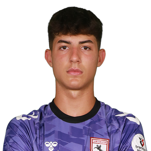 Efe Üstün